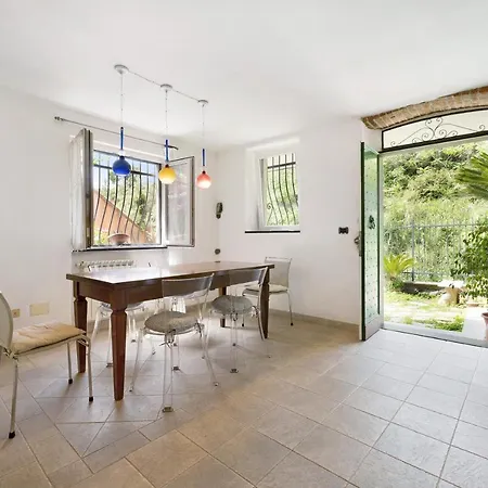 Lägenhet Casa Glicine Sul Mare Levanto